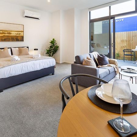 Single Level Studio, Cbd Escape: King Bed Christchurch Luaran gambar